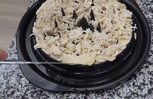 🍖 Rotating Chicken Shredder – 40% Faster, Even Shreds with Less Effort